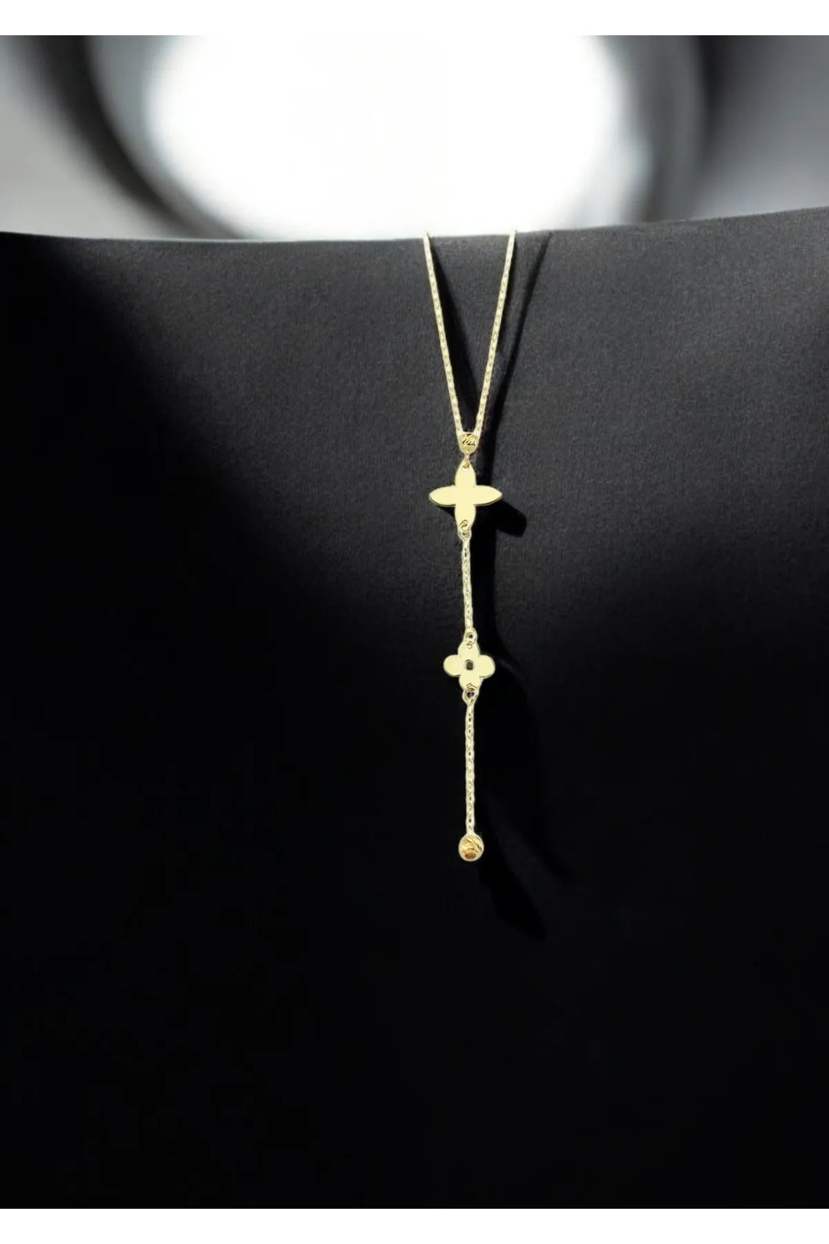 Minimal Kolye Altın Dorikali Figürlü kolye