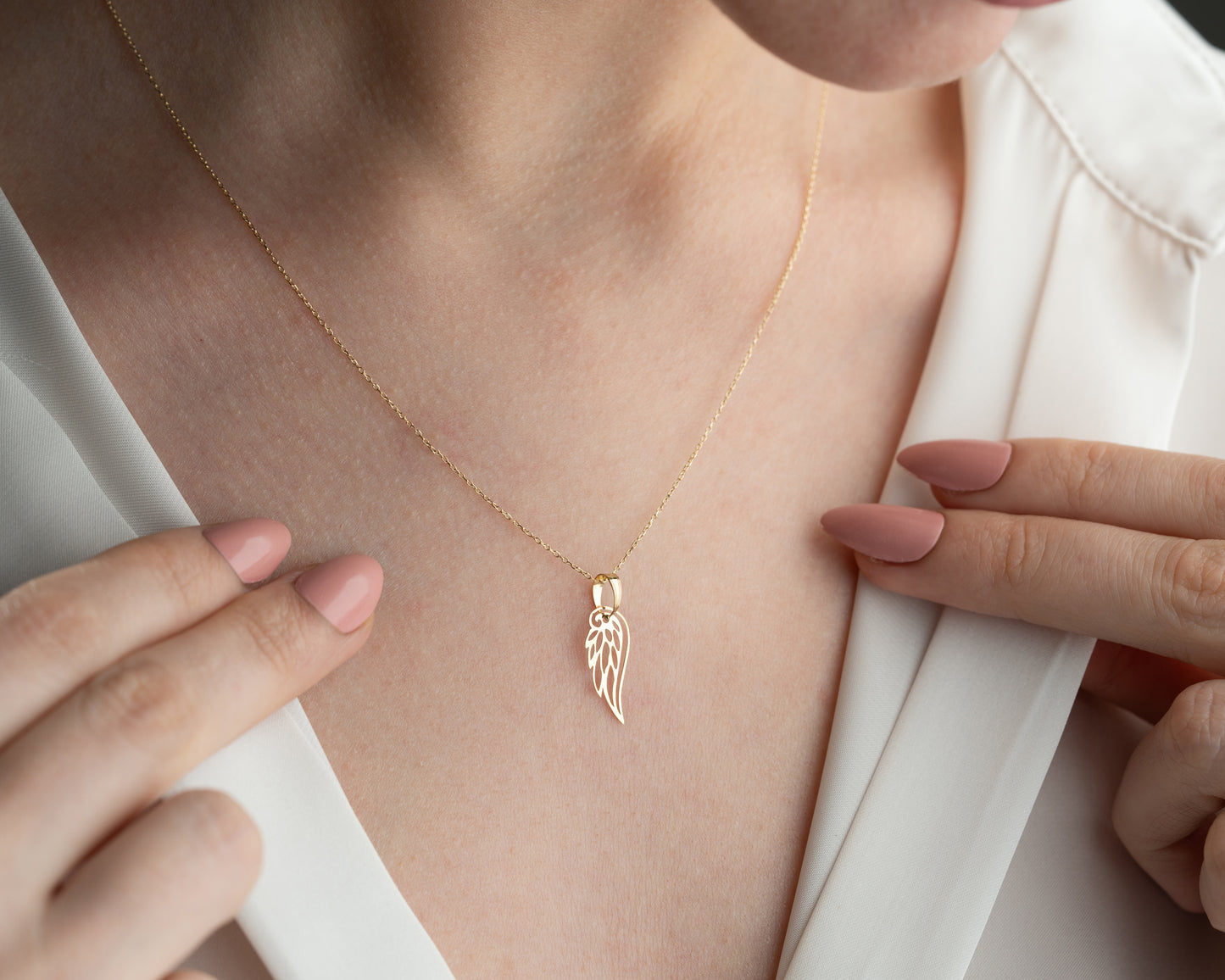Minimal Kolye 14 ayar Altın Melek Kanadı kolye