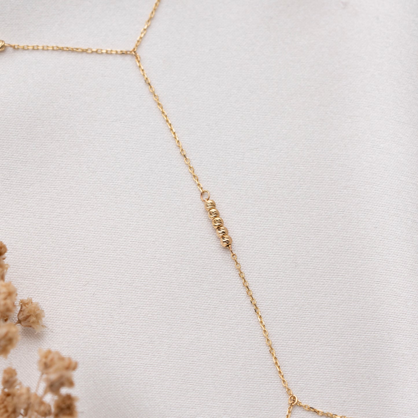 14 Ayar Altın Top Detaylı Şahmeran Bileklik – El Yapımı Minimal Tasarım