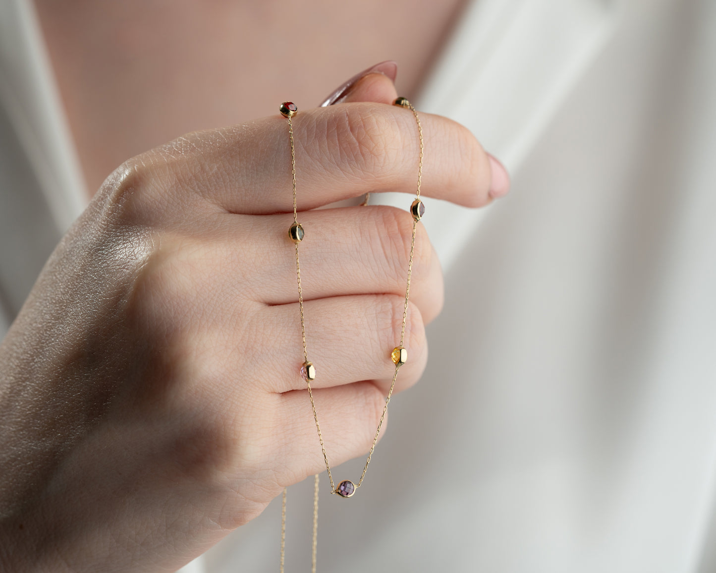 14 Ayar Altın Karışık Taşlı Kolye Amatist, Topaz, Pembe, Peridot ve Garnet Taşlı, 11 Adet 3mm Taş,