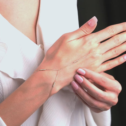 14 Ayar Altın Top Detaylı Şahmeran Bileklik – El Yapımı Minimal Tasarım